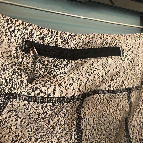 Lululemon Pace Rival Crops - Picture 5 of 8